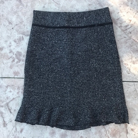 Business skirt - Picture 1 of 1